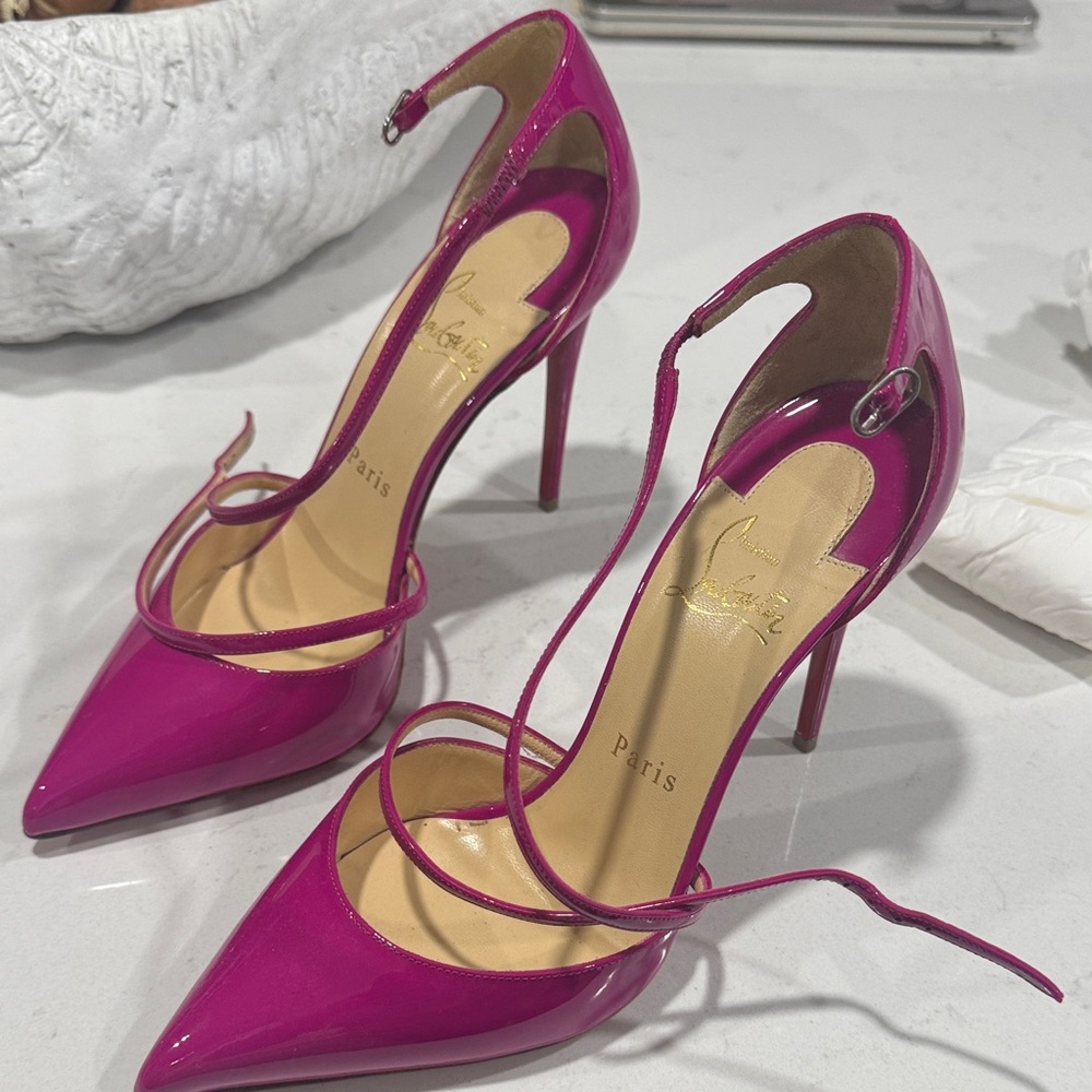 🎉final price🎉Christian Louboutin Fuchsia Strappy Heels - Picture 3 of 3